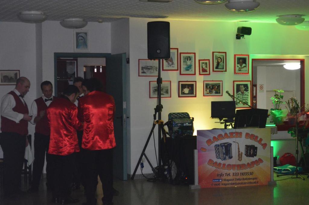 Hotel Palmarosa Roseto Degli Abruzzi Bagian luar foto