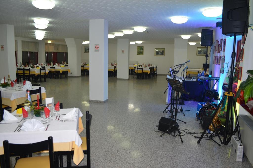 Hotel Palmarosa Roseto Degli Abruzzi Bagian luar foto